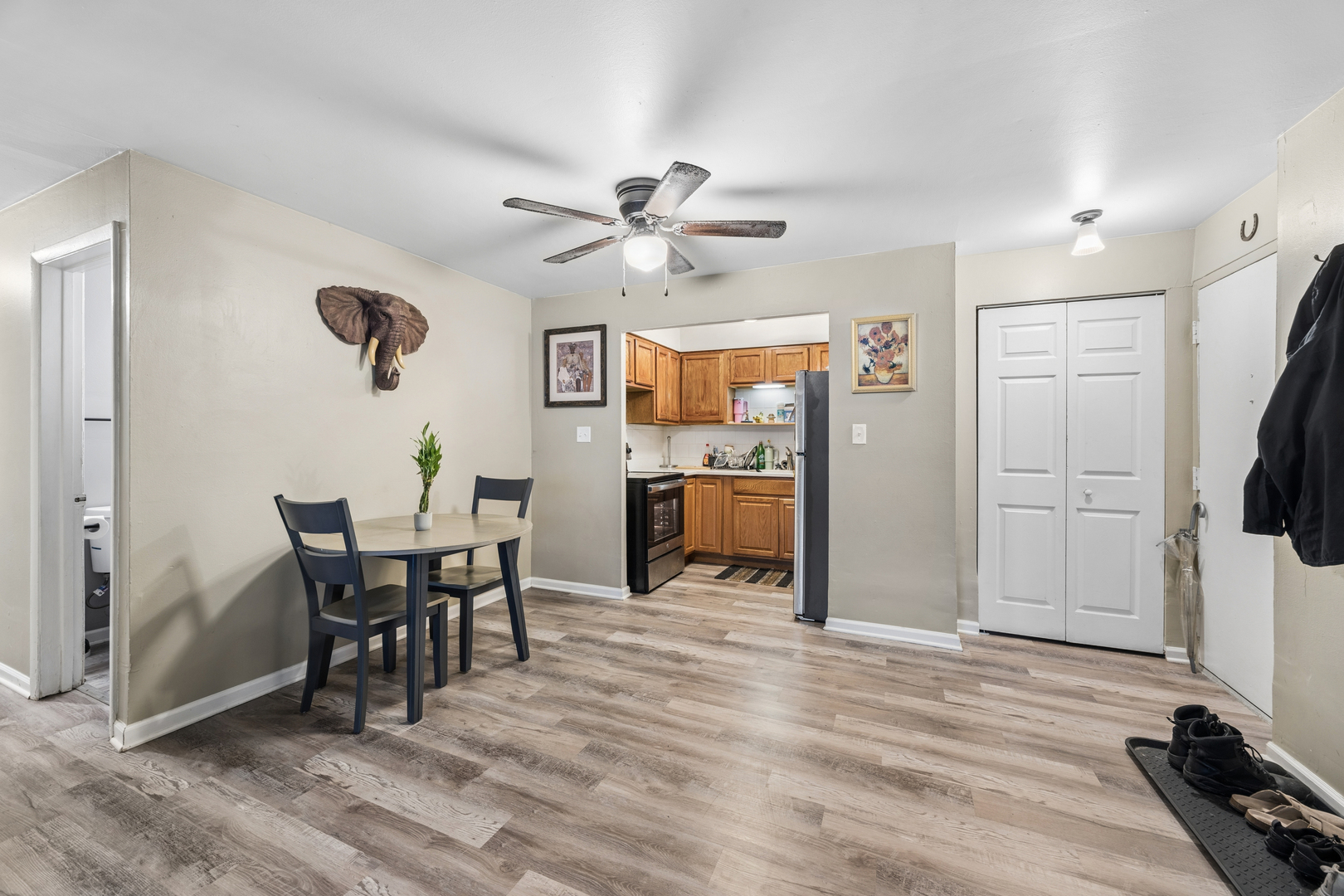 727 S Maple Avenue 100 Property Photo 6