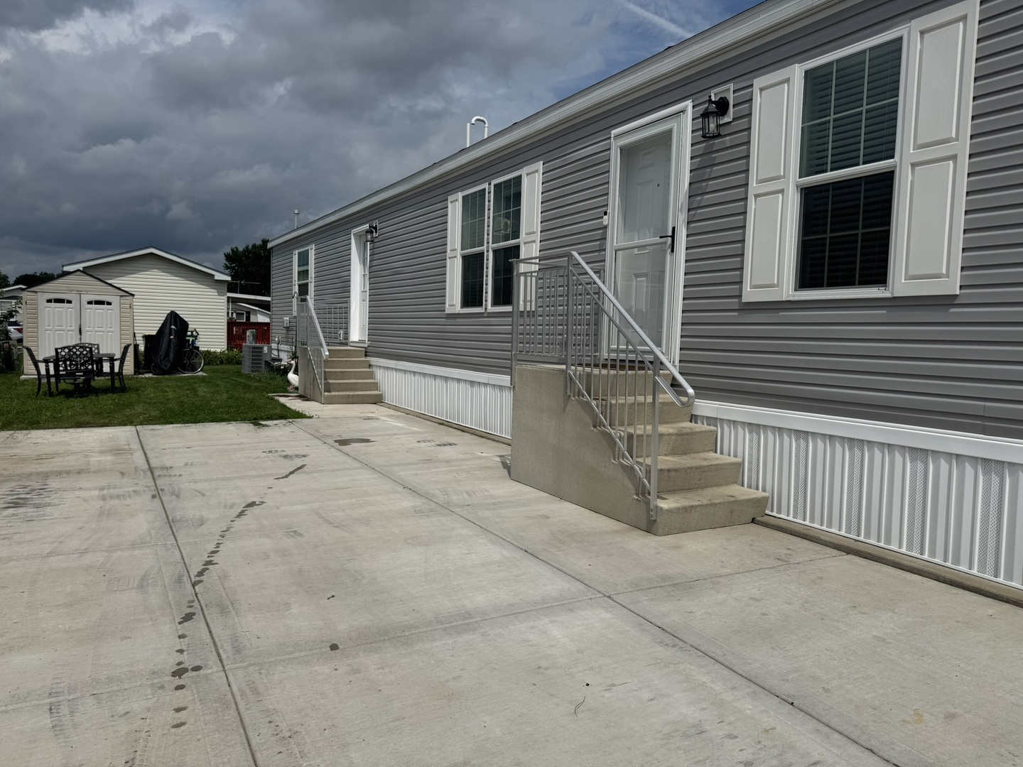 112 8th Avenue Property Photo 1