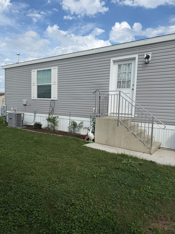 112 8th Avenue Property Photo 4