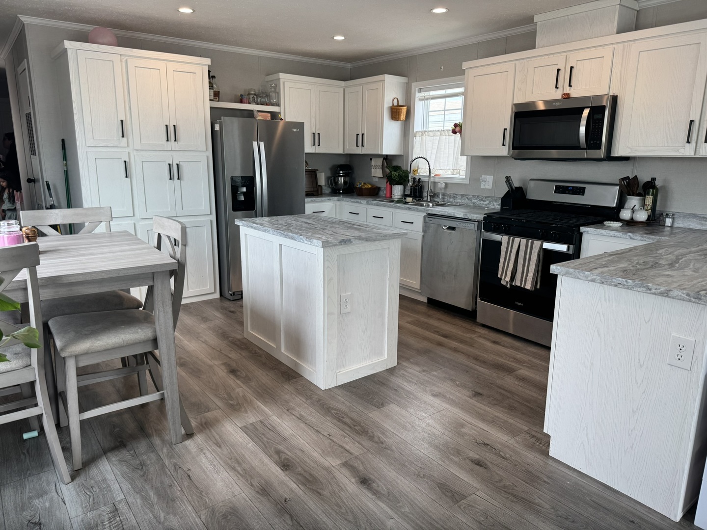 112 8th Avenue Property Photo 17