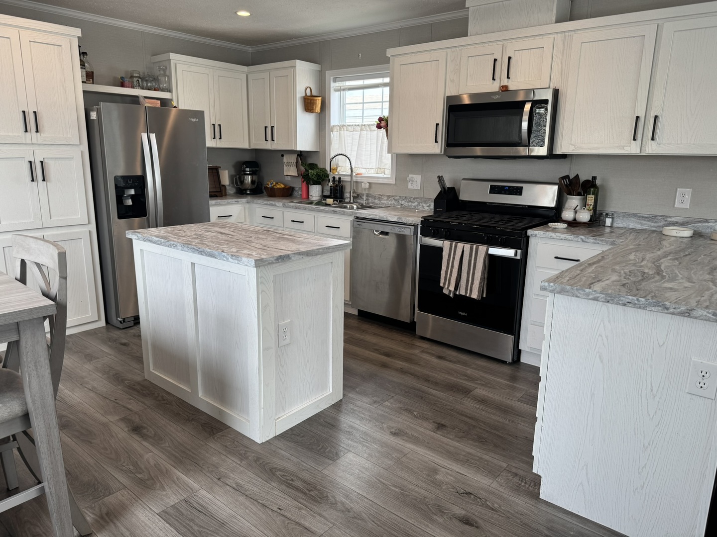 112 8th Avenue Property Photo 19