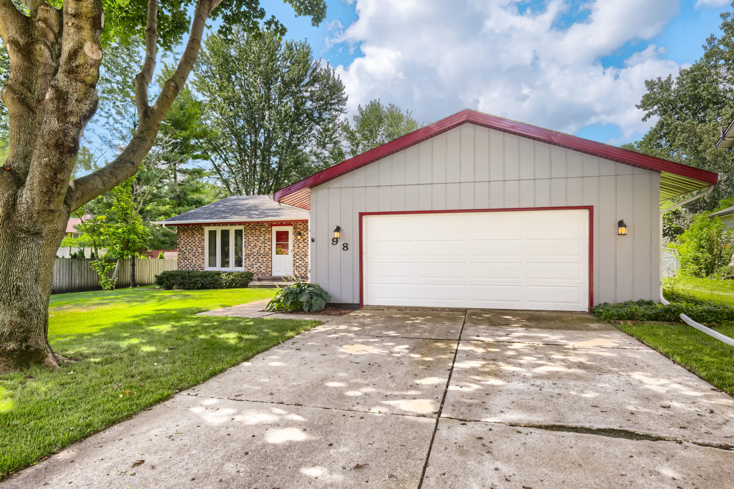 98 Brookside Drive Property Photo 4