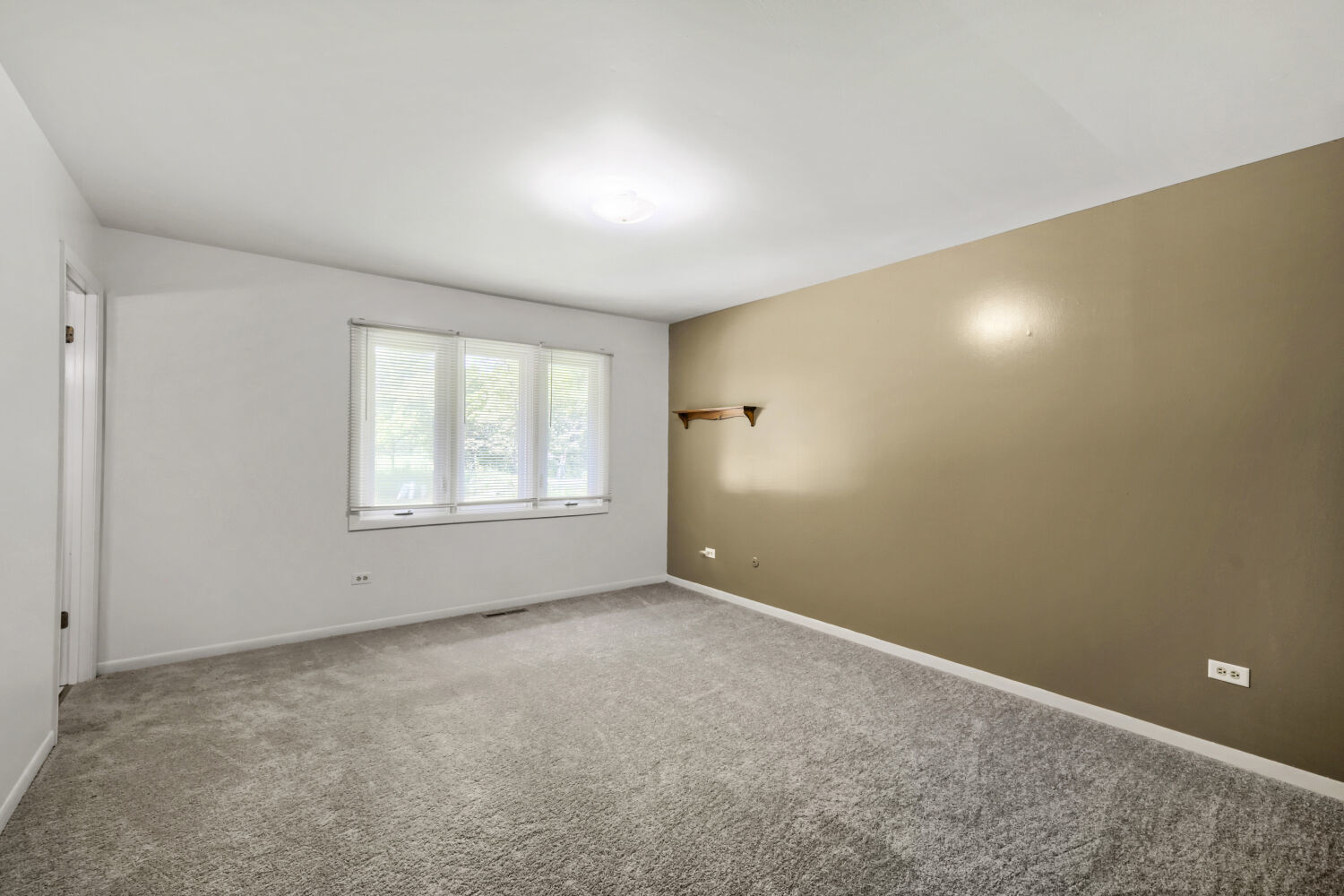 98 Brookside Drive Property Photo 12