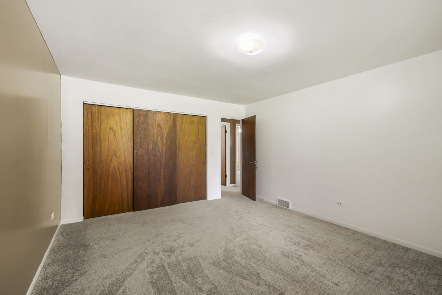 98 Brookside Drive Property Photo 13