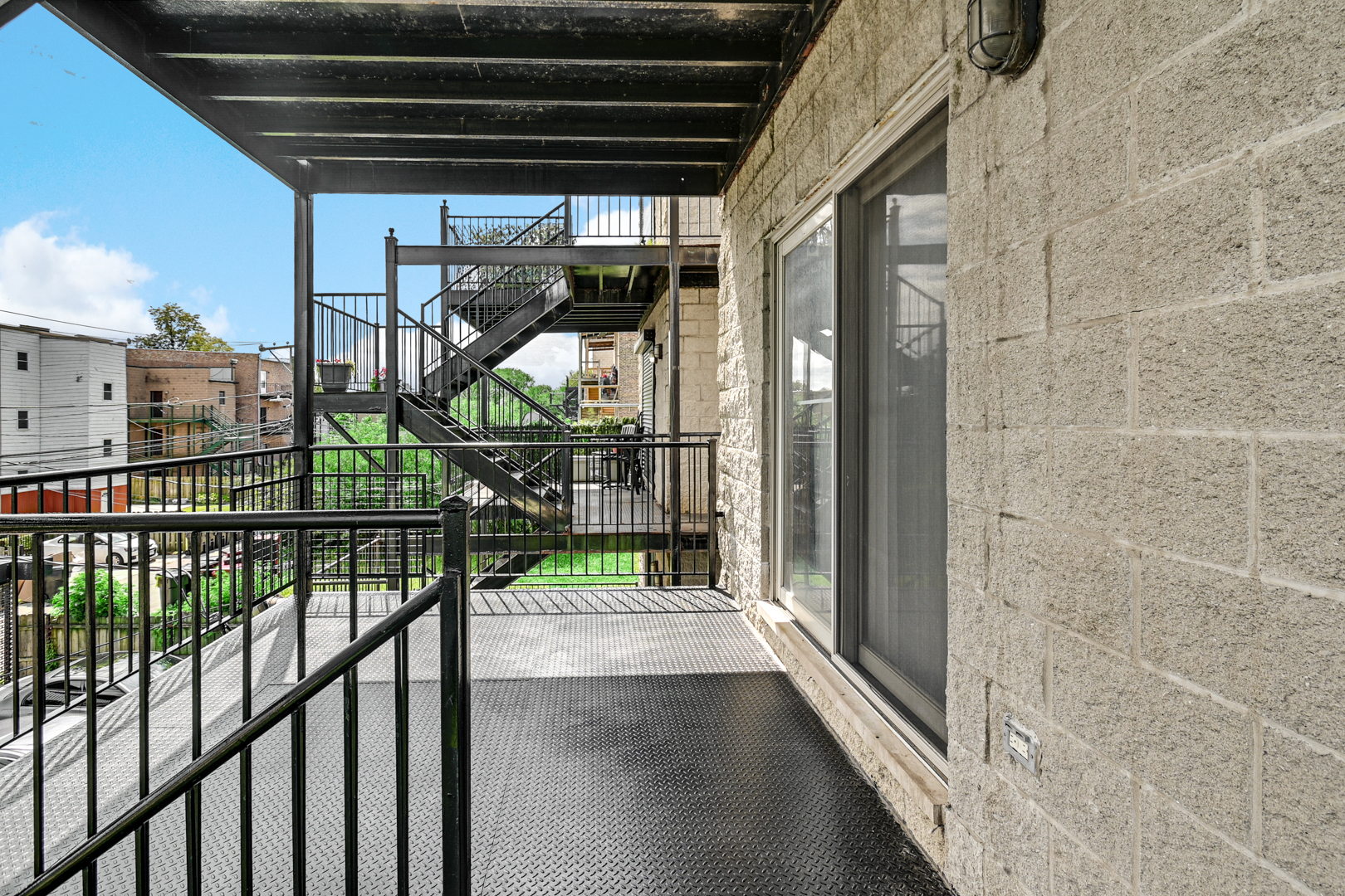 6345 S Ingleside Avenue 2 Property Photo 17