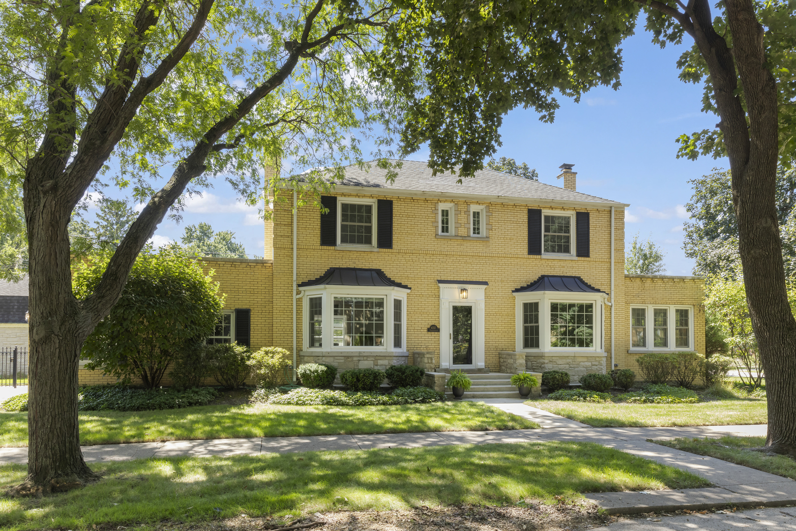 6557 N Ponchartrain Boulevard Property Photo 1