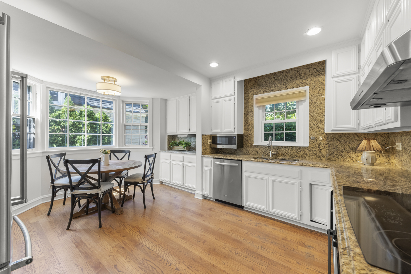 6557 N Ponchartrain Boulevard Property Photo 8