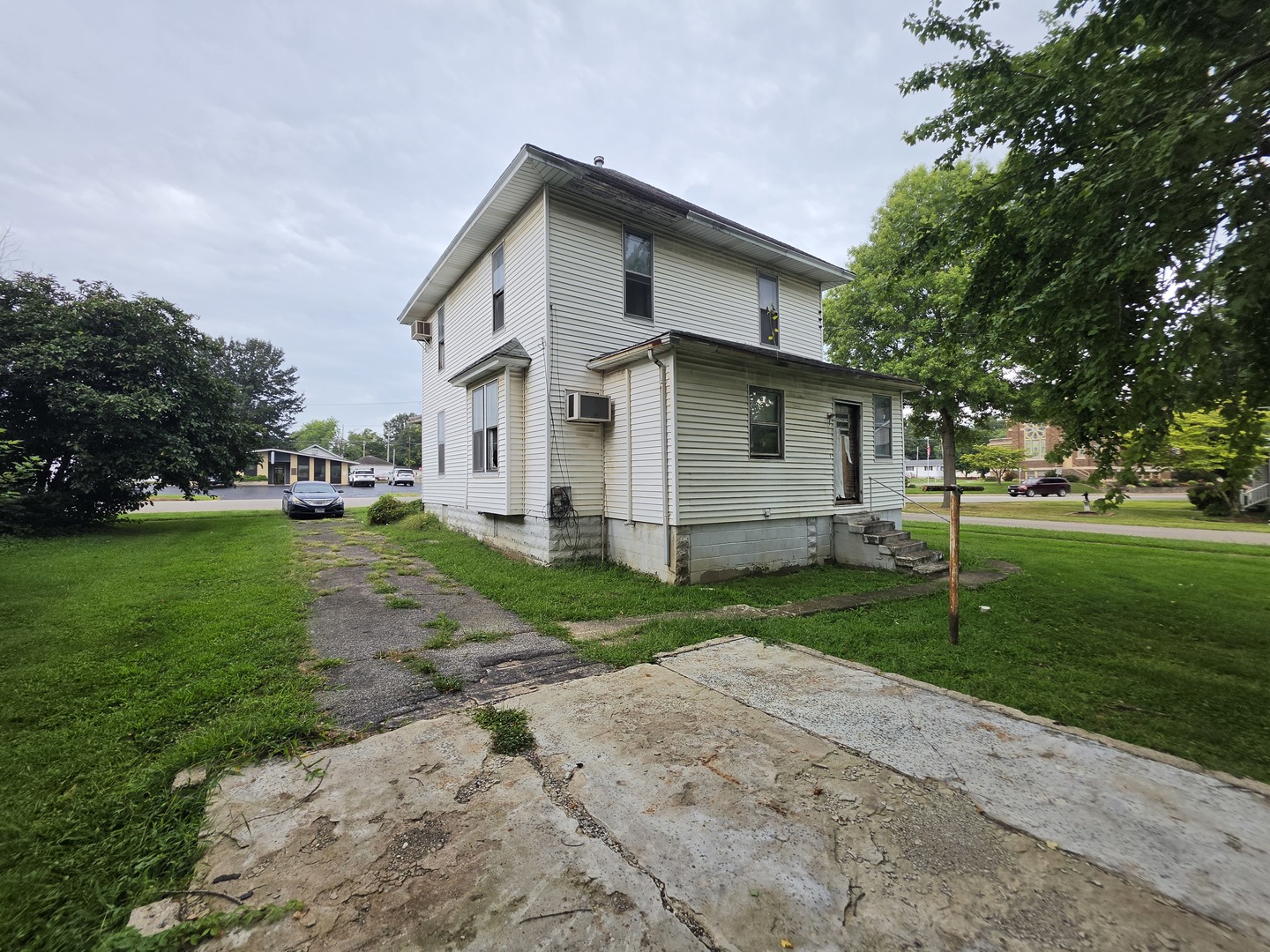 551 N Main Street Property Photo 12