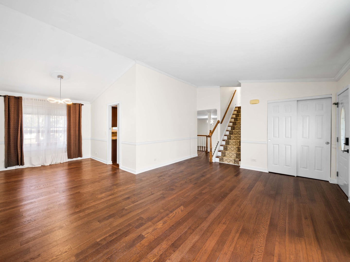 97 E Harbor Drive Property Photo 5