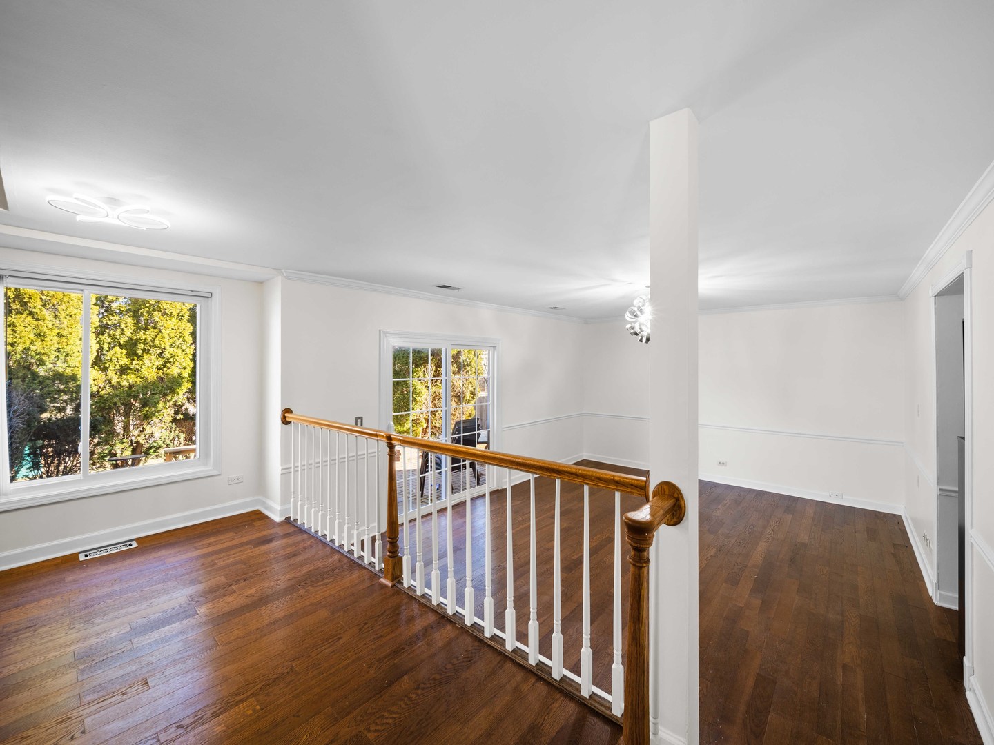 97 E Harbor Drive Property Photo 10