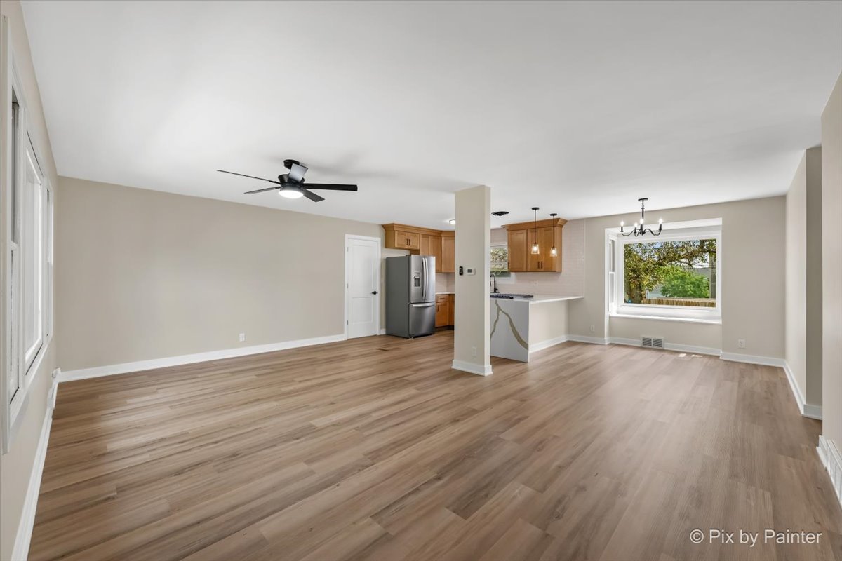 355 Hilltop Drive Property Photo 2