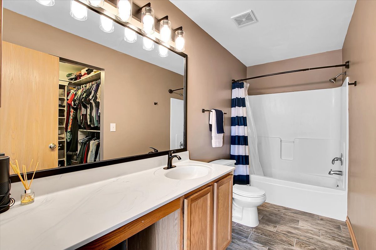 6303 Dakota Ridge Court Property Photo 29