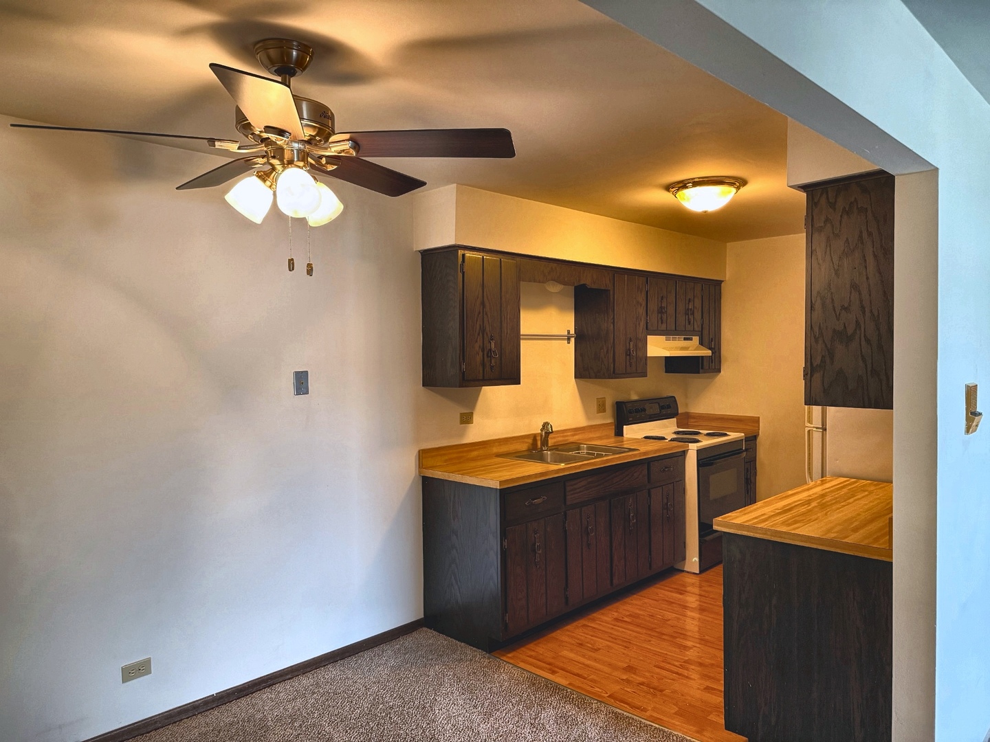 205 Morgan Court 2d Property Photo 3