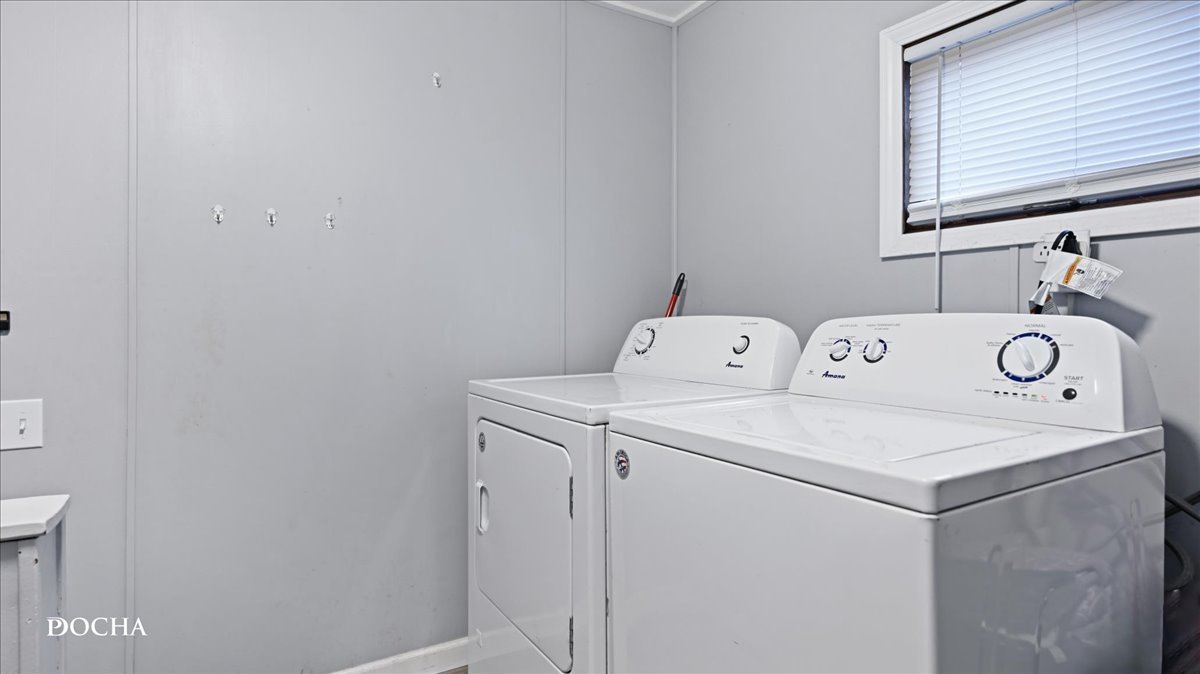 1119 Charles Street Property Photo 13