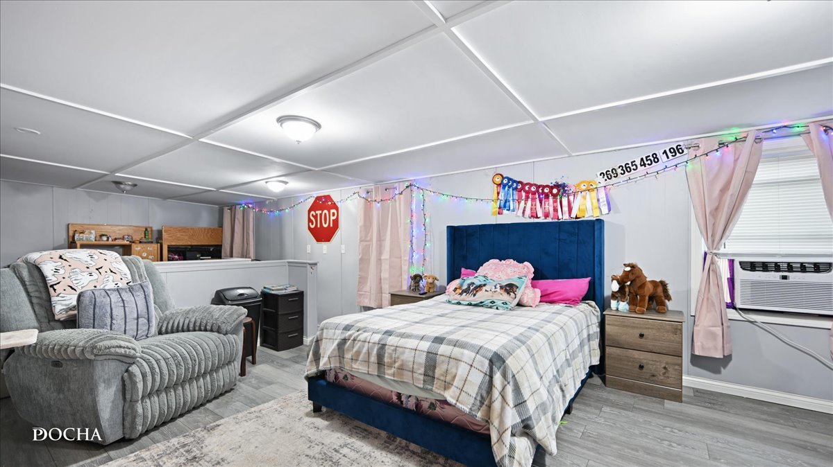 1119 Charles Street Property Photo 14
