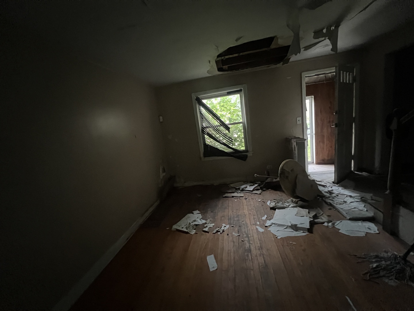 106 W 91st Place Property Photo 8