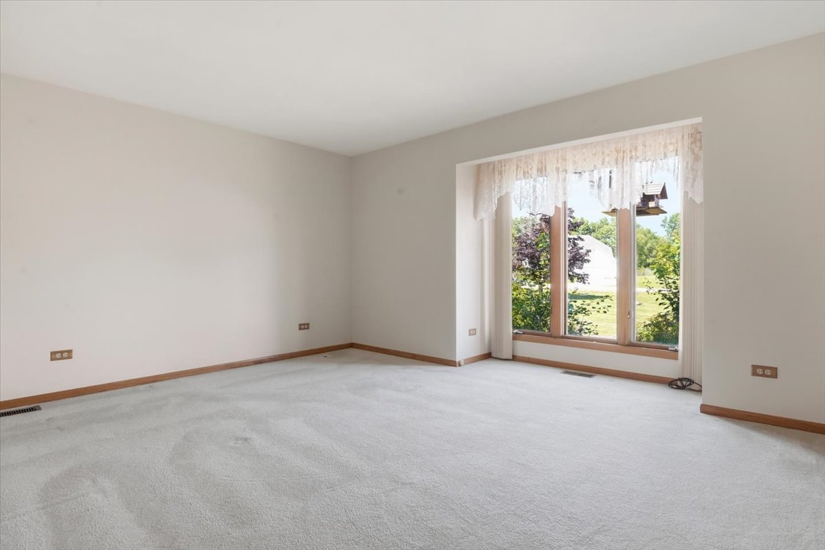 10351 W Prairie Lane Property Photo 27
