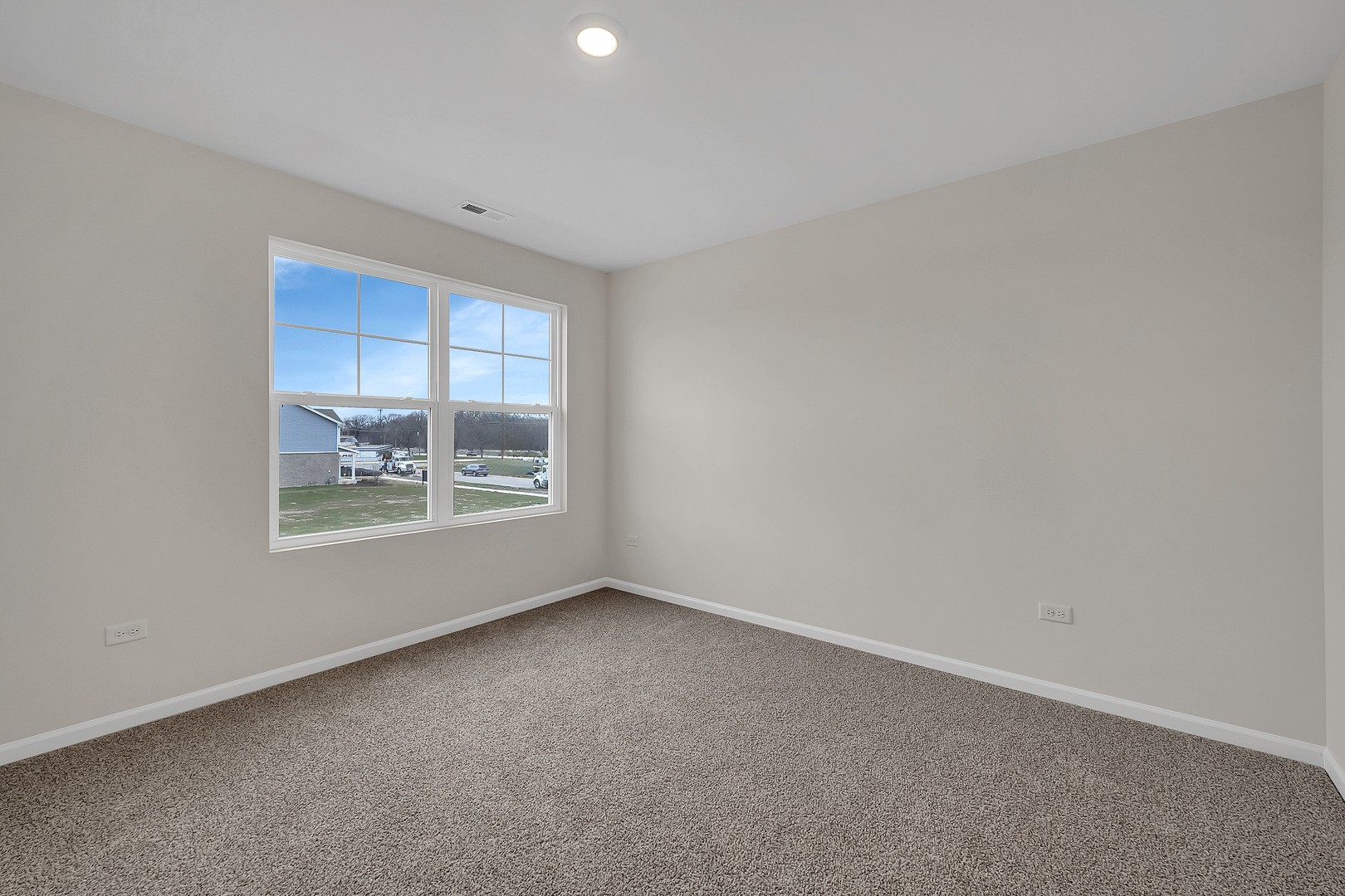 6720 Applegate Drive Property Photo 13