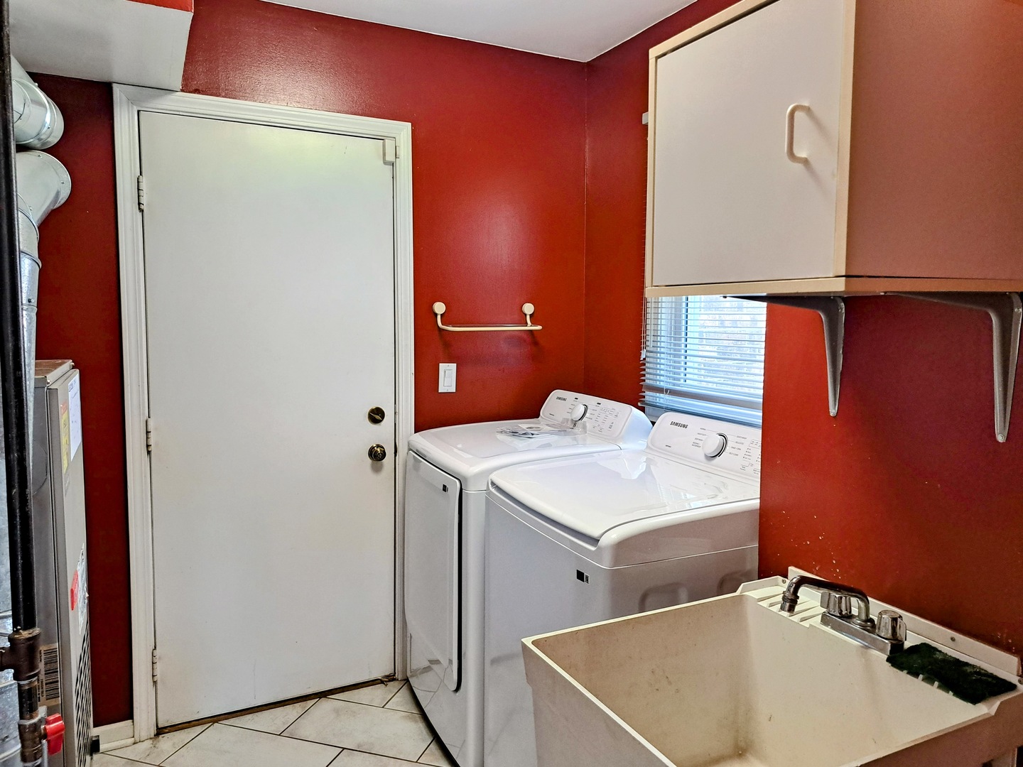 23 Willow Parkway Property Photo 14