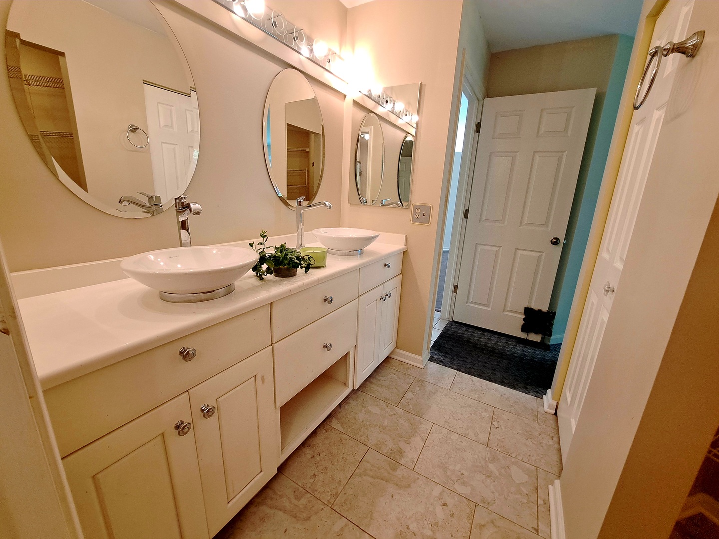 23 Willow Parkway Property Photo 18