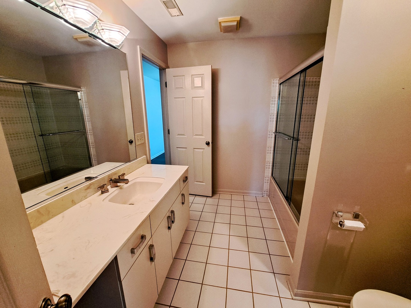 23 Willow Parkway Property Photo 26