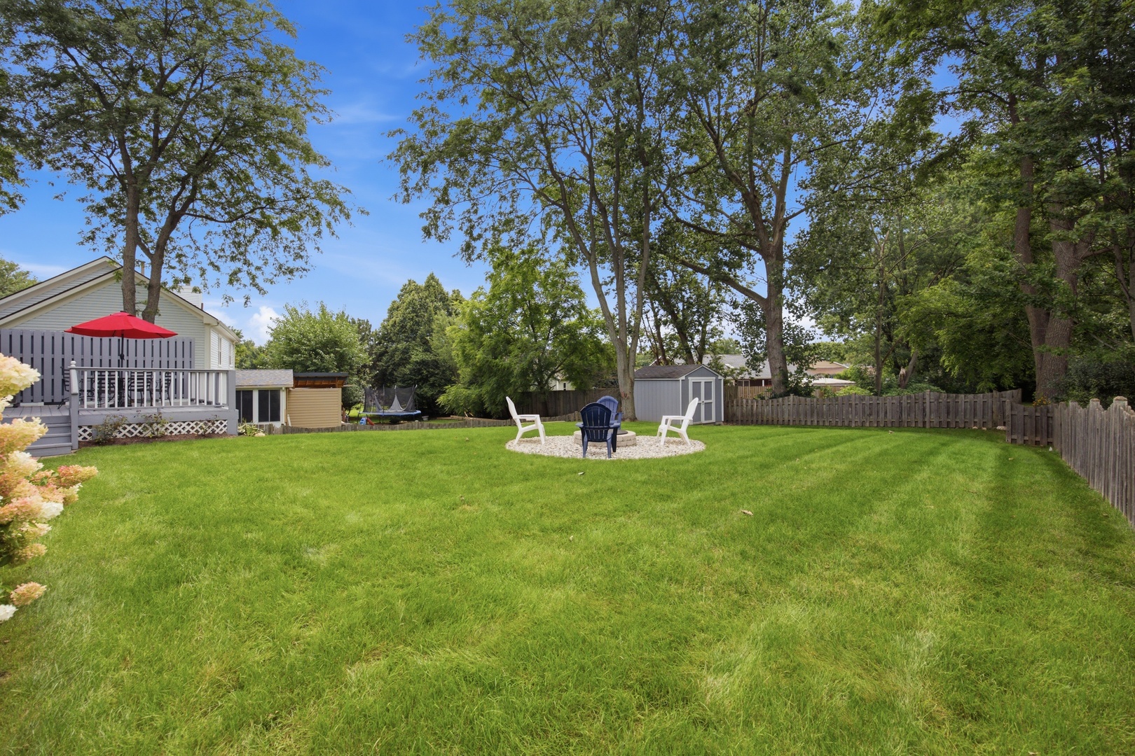 1050 Hampshire Lane Property Photo 44