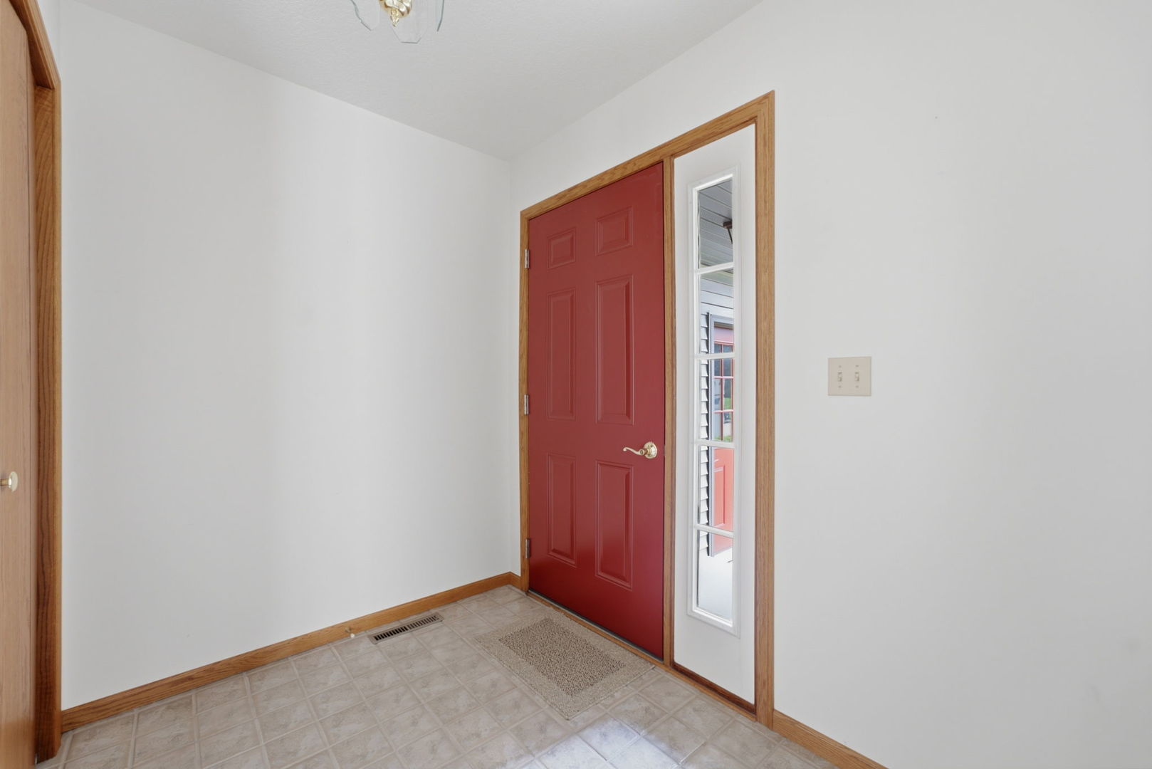 721 Valley View Drive Property Photo 4