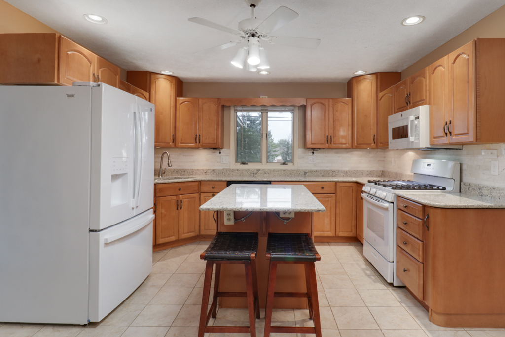 1420 Westview Drive Property Photo 12