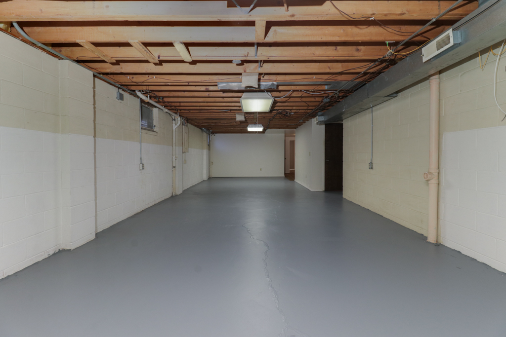 1420 Westview Drive Property Photo 37