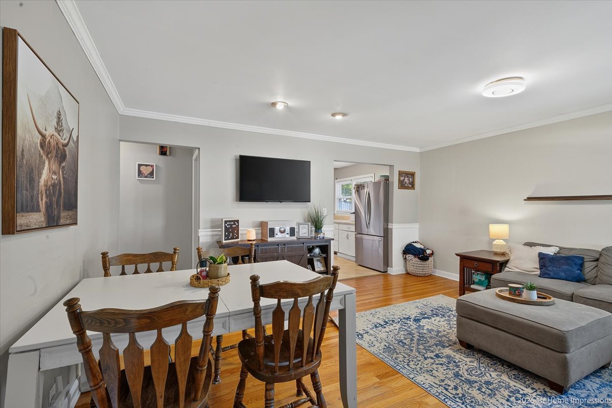 8725 Sproat Avenue Property Photo 3