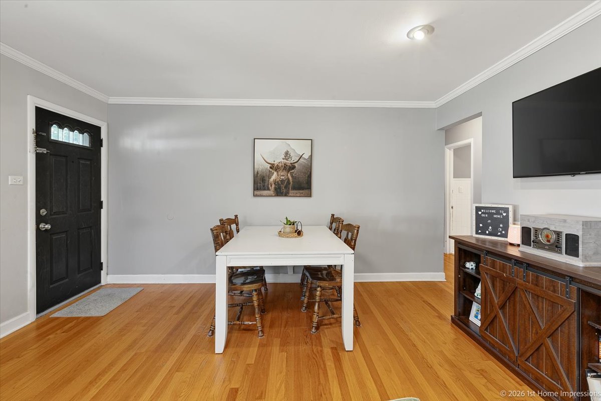 8725 Sproat Avenue Property Photo 4