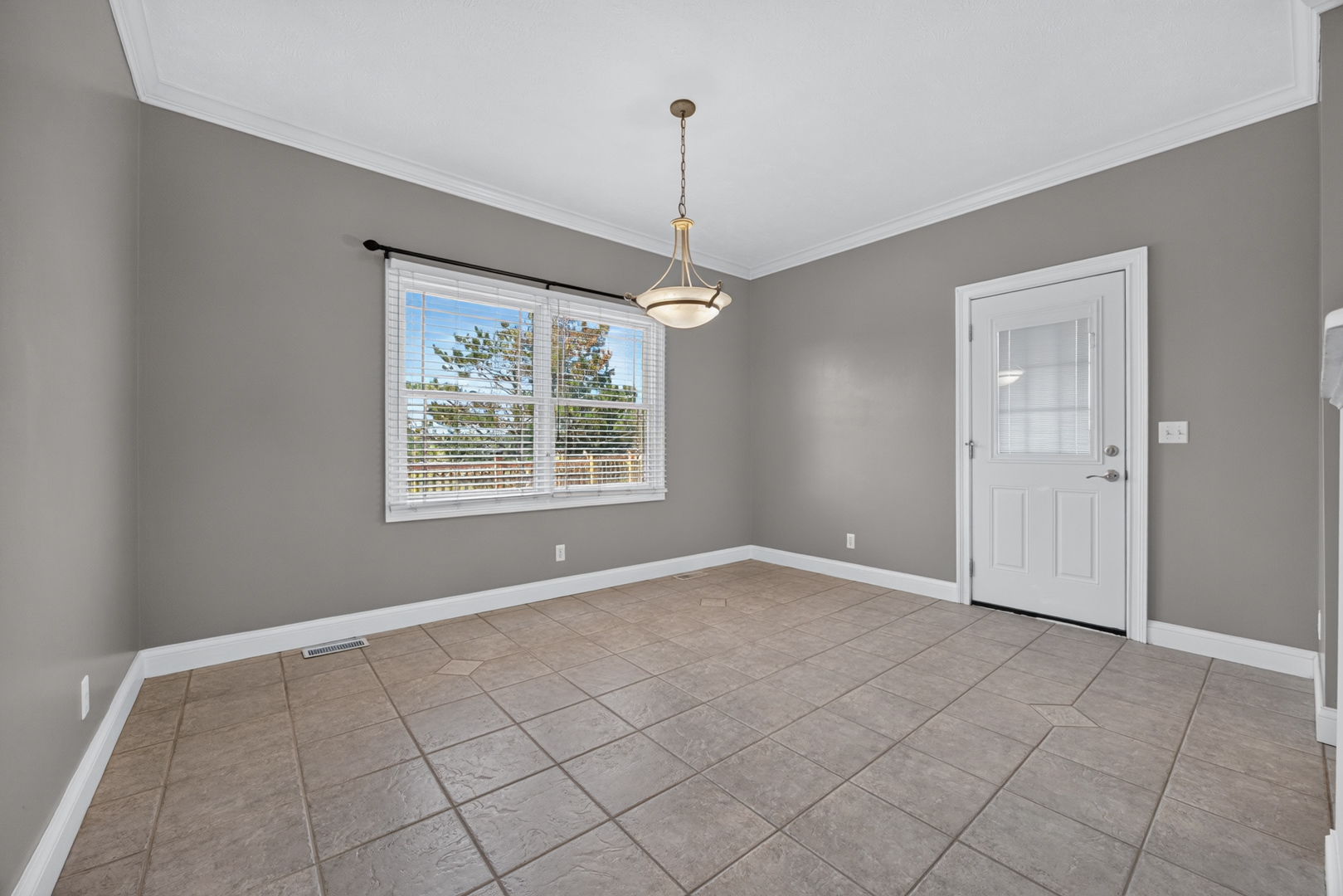 41 Pebblebrook Court Property Photo 27