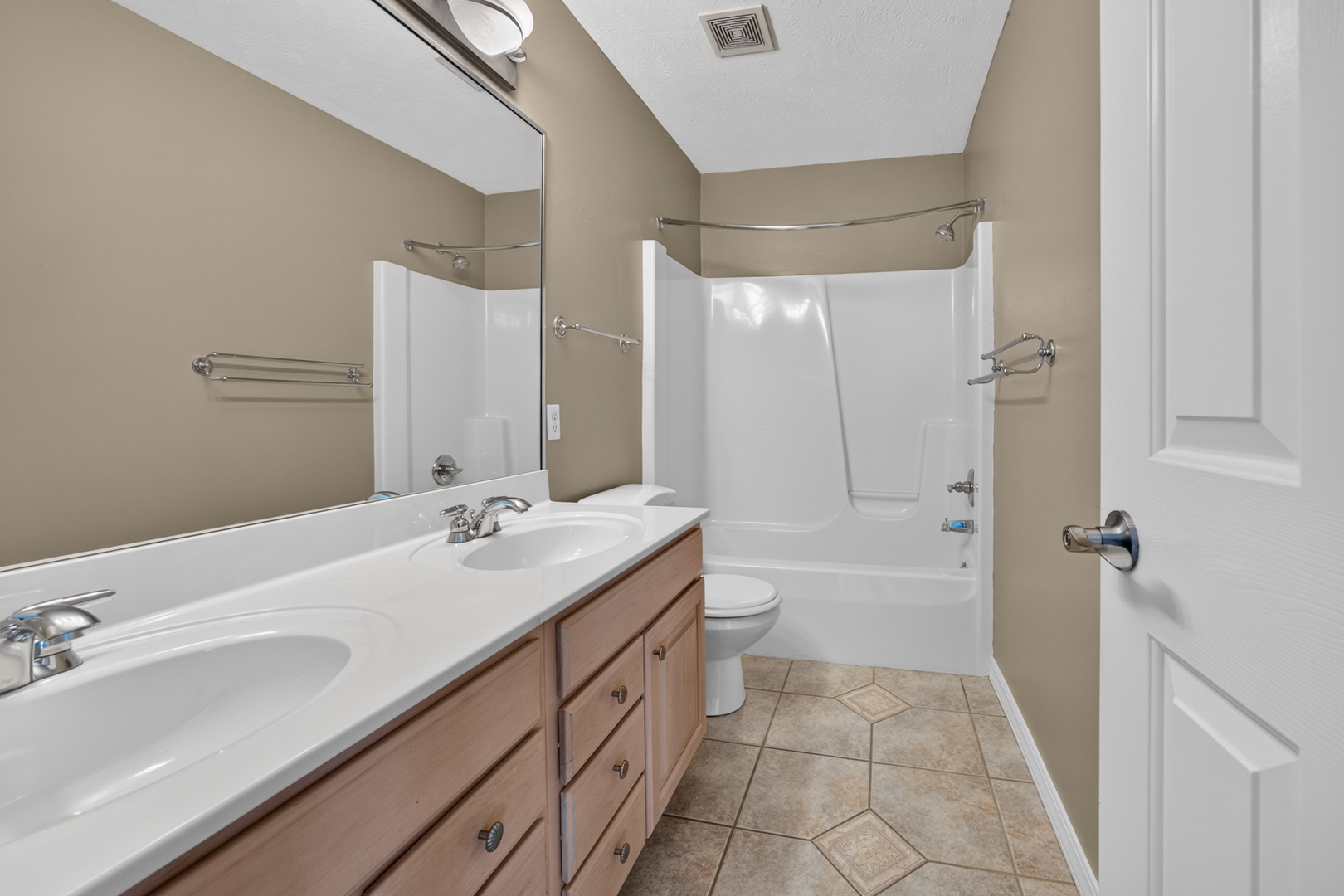 41 Pebblebrook Court Property Photo 46