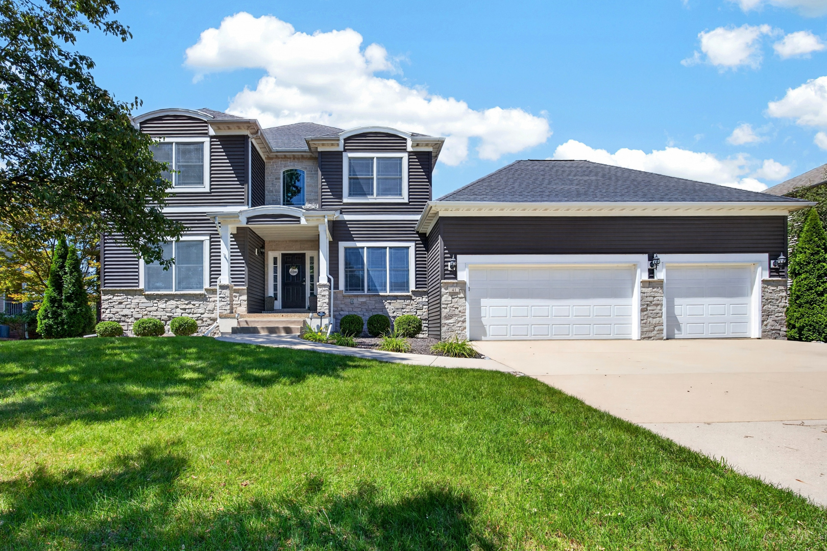 41 Pebblebrook Court Property Photo 64