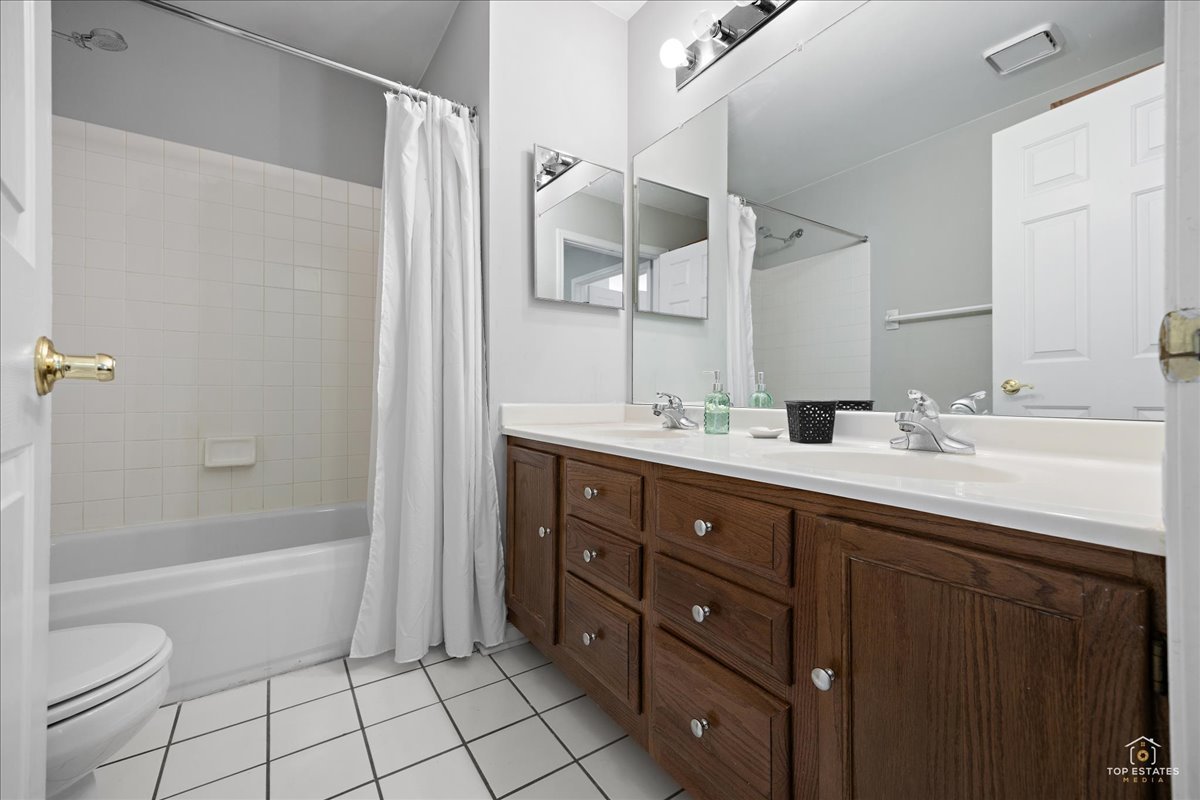 136 Hemstead Street Property Photo 26