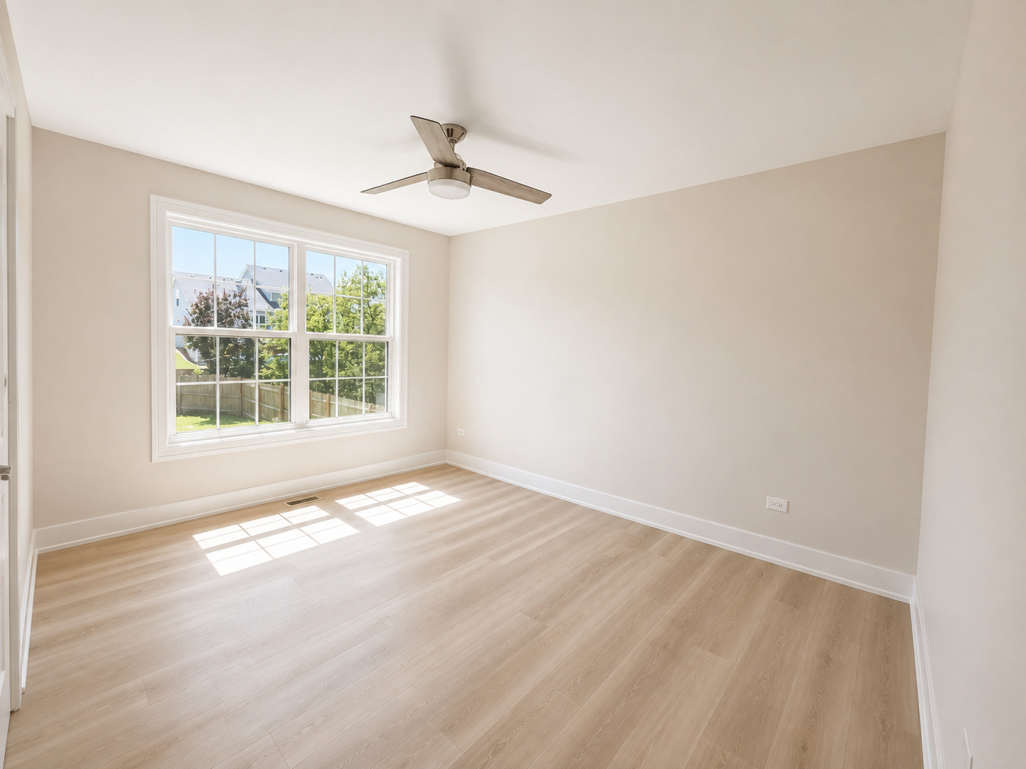 4549 W Tulip Avenue Property Photo 12