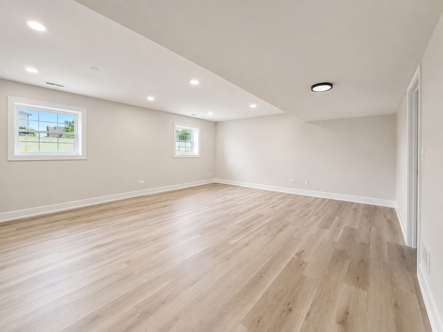 4549 W Tulip Avenue Property Photo 18