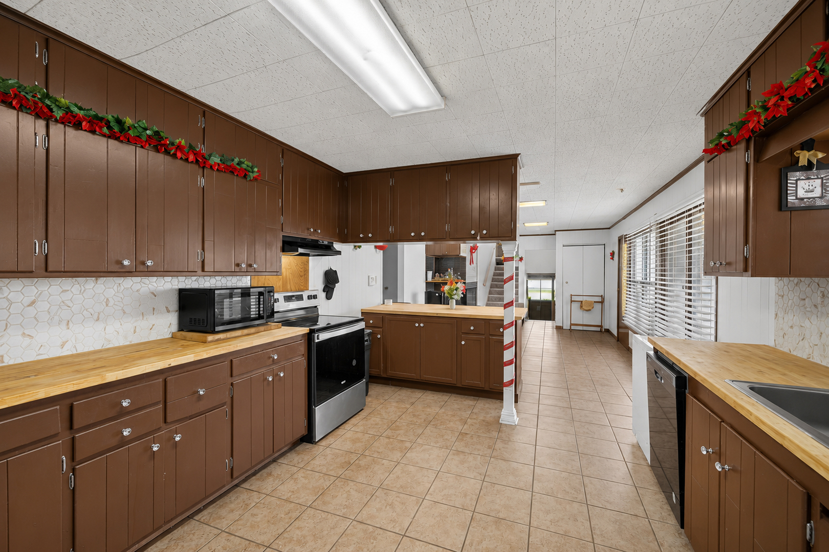 274 Rich Road Property Photo 6