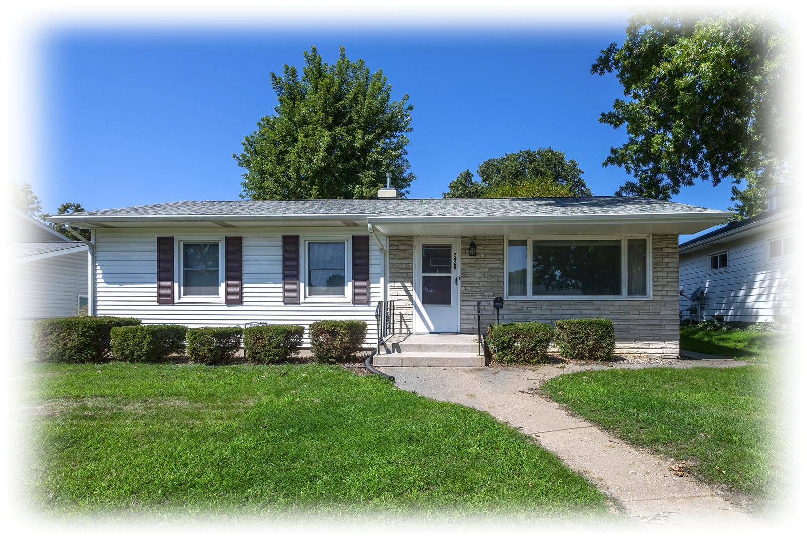 2420 N Sturdevant Street Property Photo 1