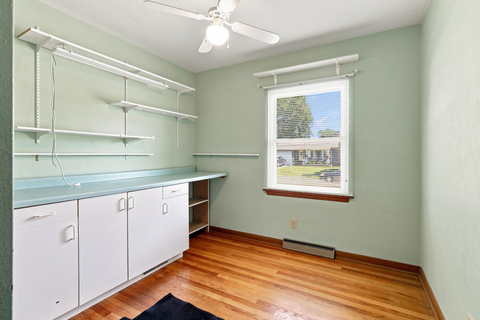 2420 N Sturdevant Street Property Photo 16