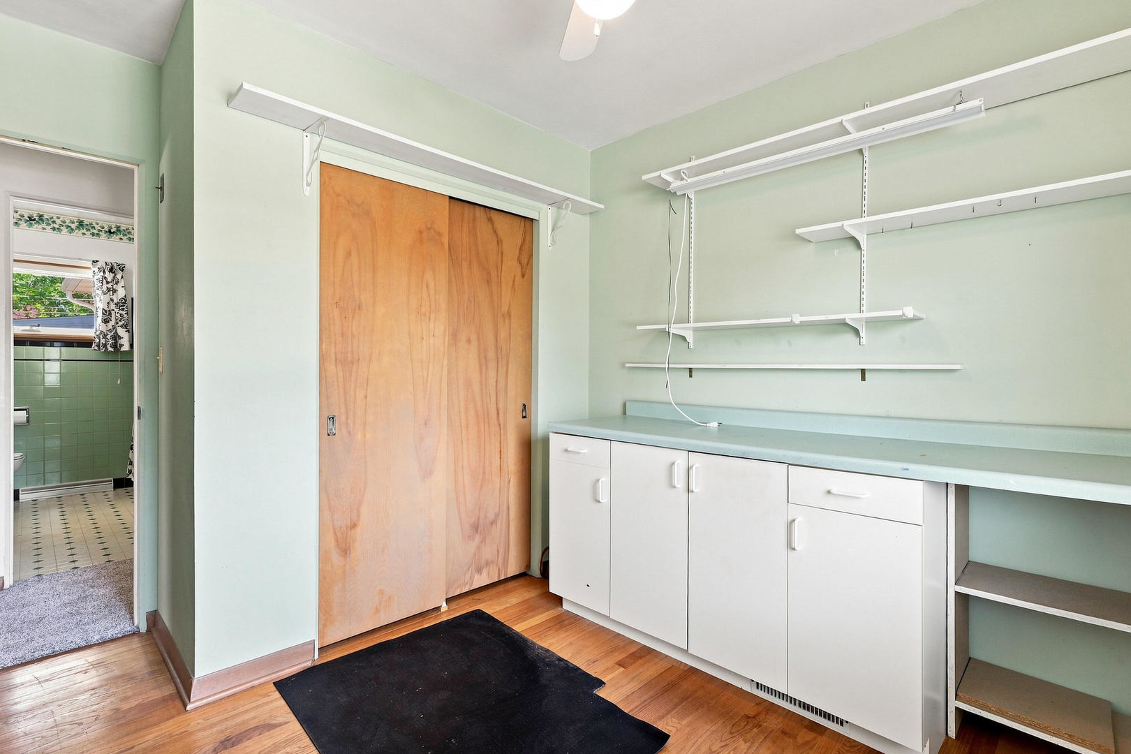 2420 N Sturdevant Street Property Photo 17
