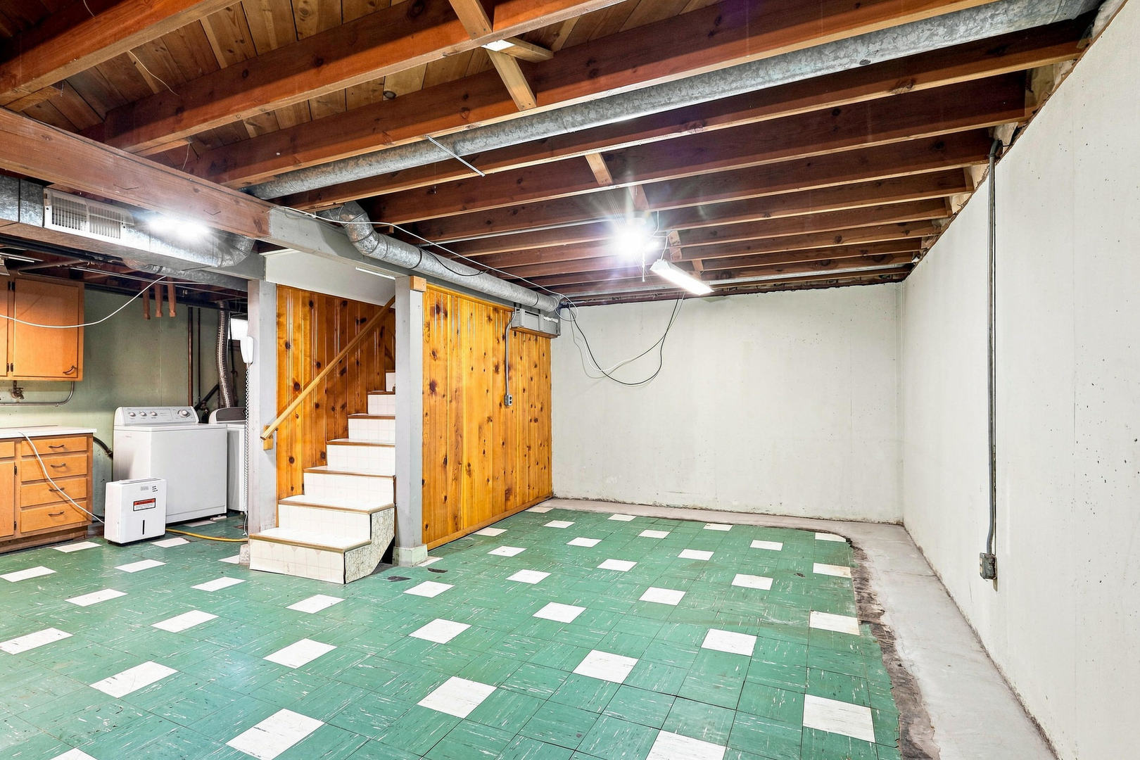 2420 N Sturdevant Street Property Photo 23