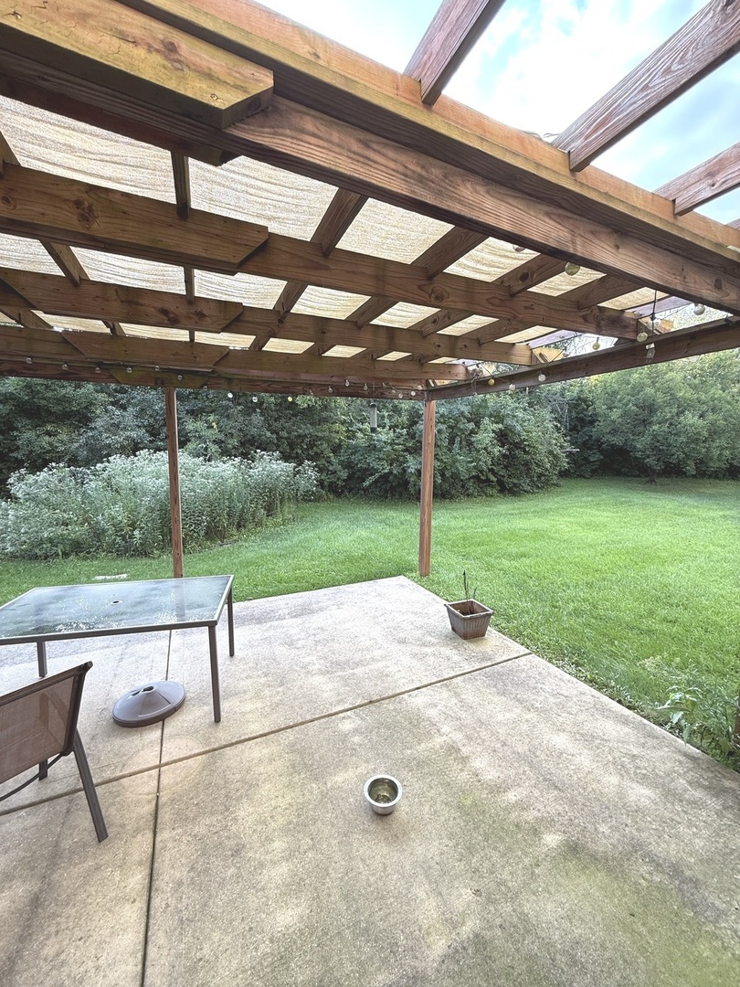 14312 Twin Creek Court Property Photo 8