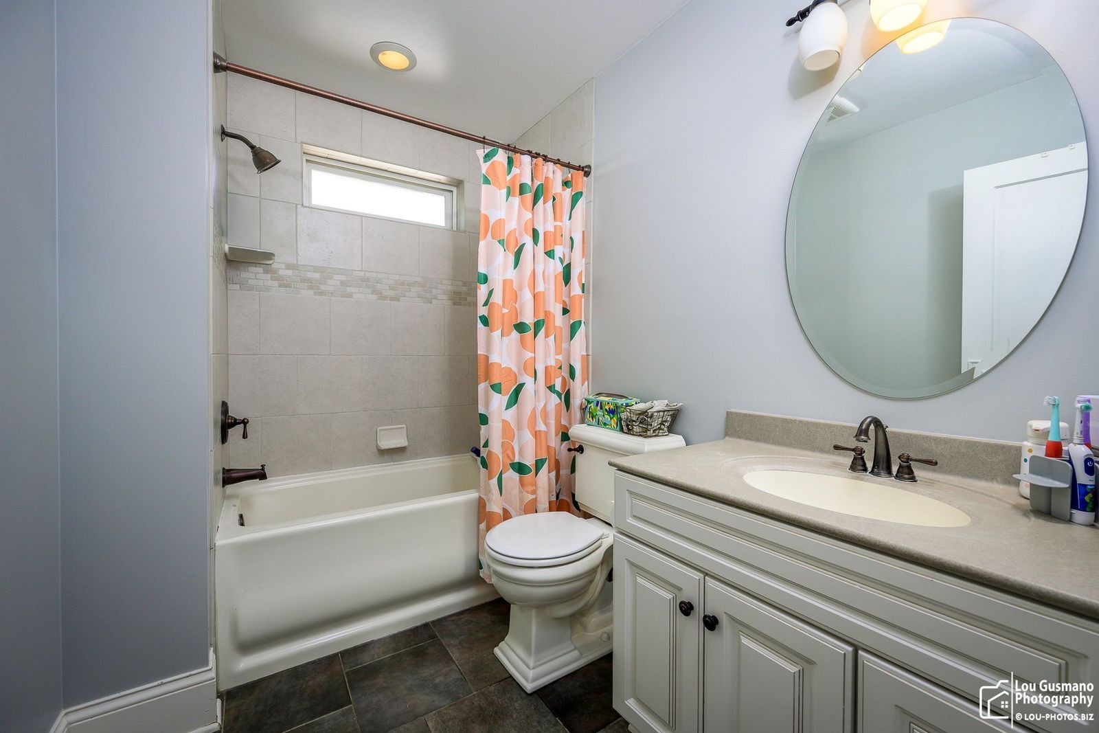 331 E Indiana Street Property Photo 20