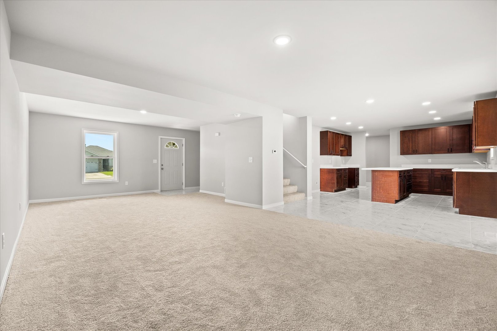 828 Blackhawk Drive Property Photo 8