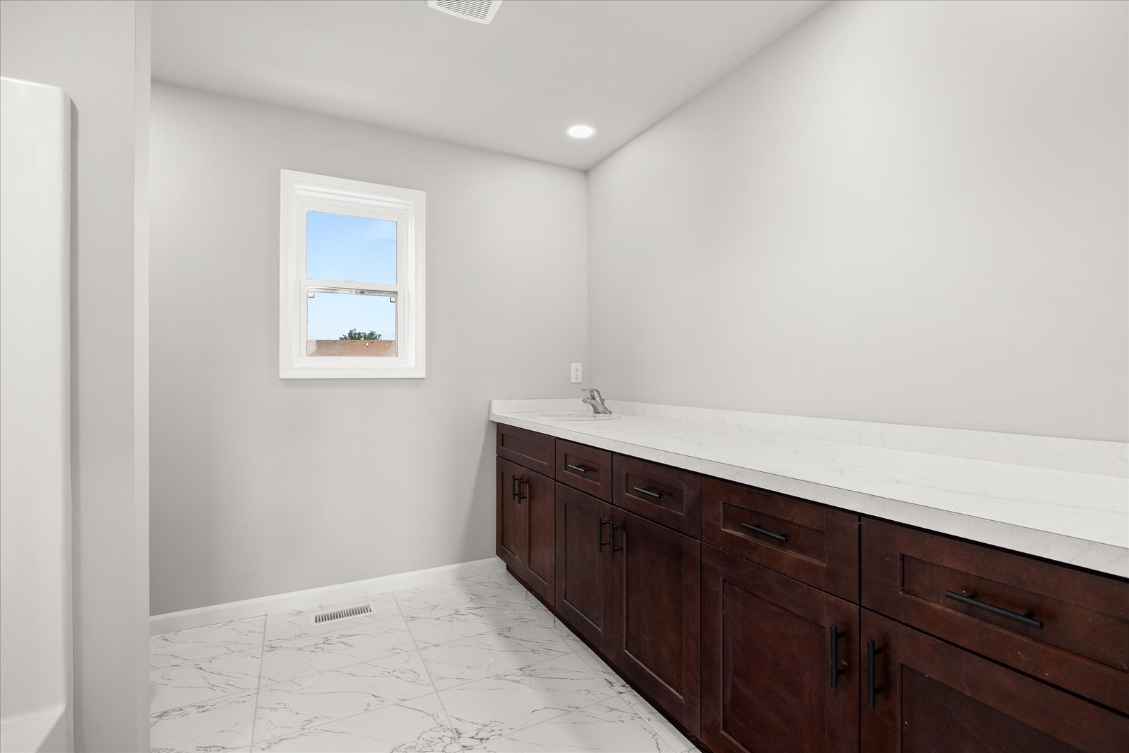 828 Blackhawk Drive Property Photo 22