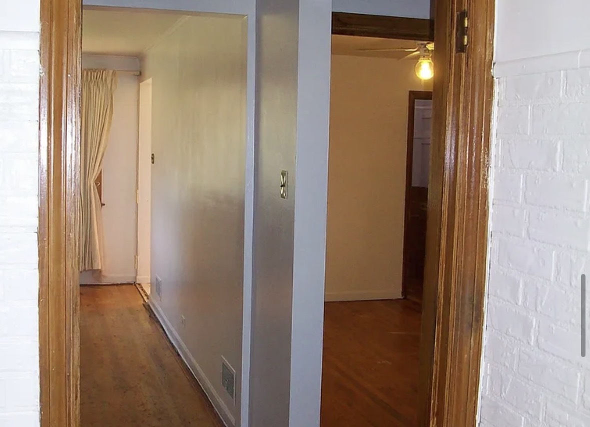 2433 S Keystone Avenue Property Photo 10