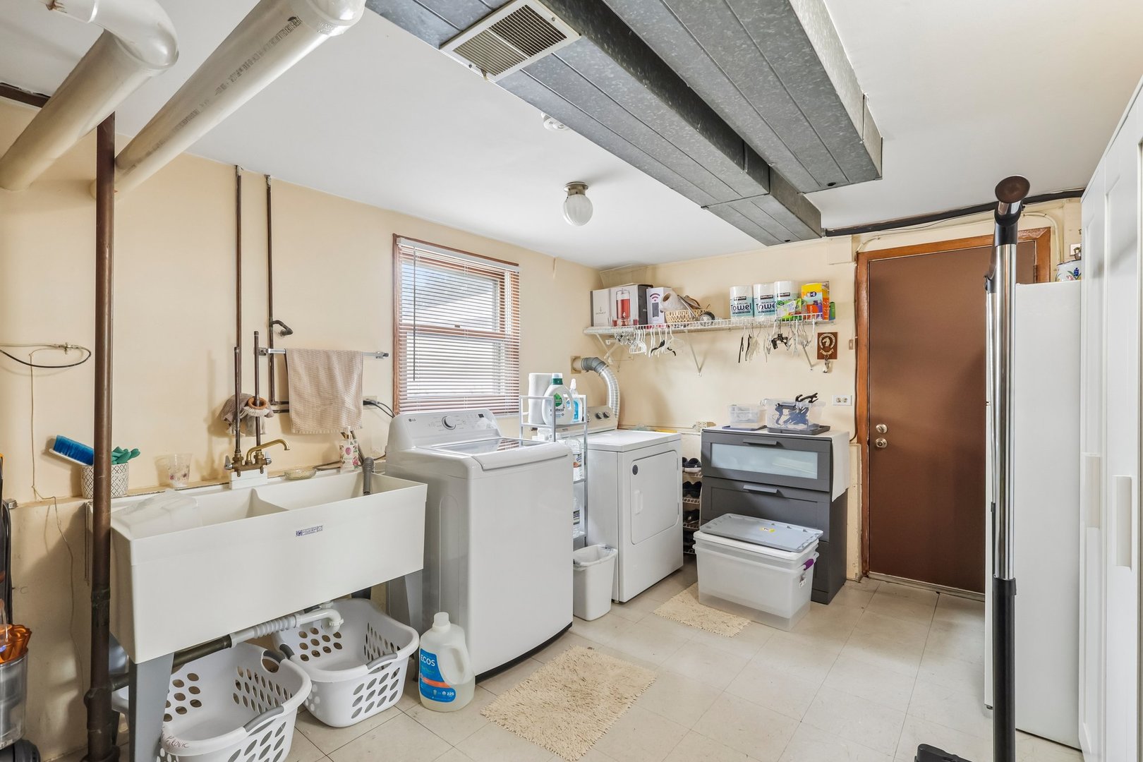 5441 S Ashland Avenue Property Photo 28