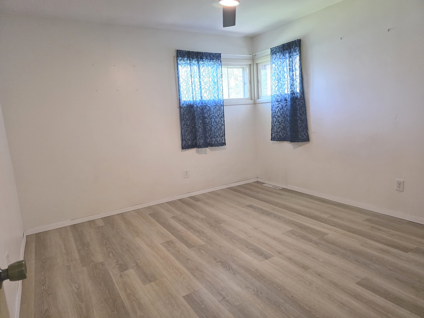 233 S Randolph Avenue Property Photo 7