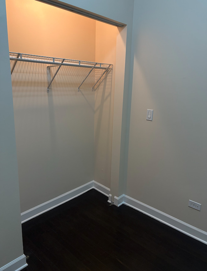 1900 W Byron Street 2 Property Photo 13